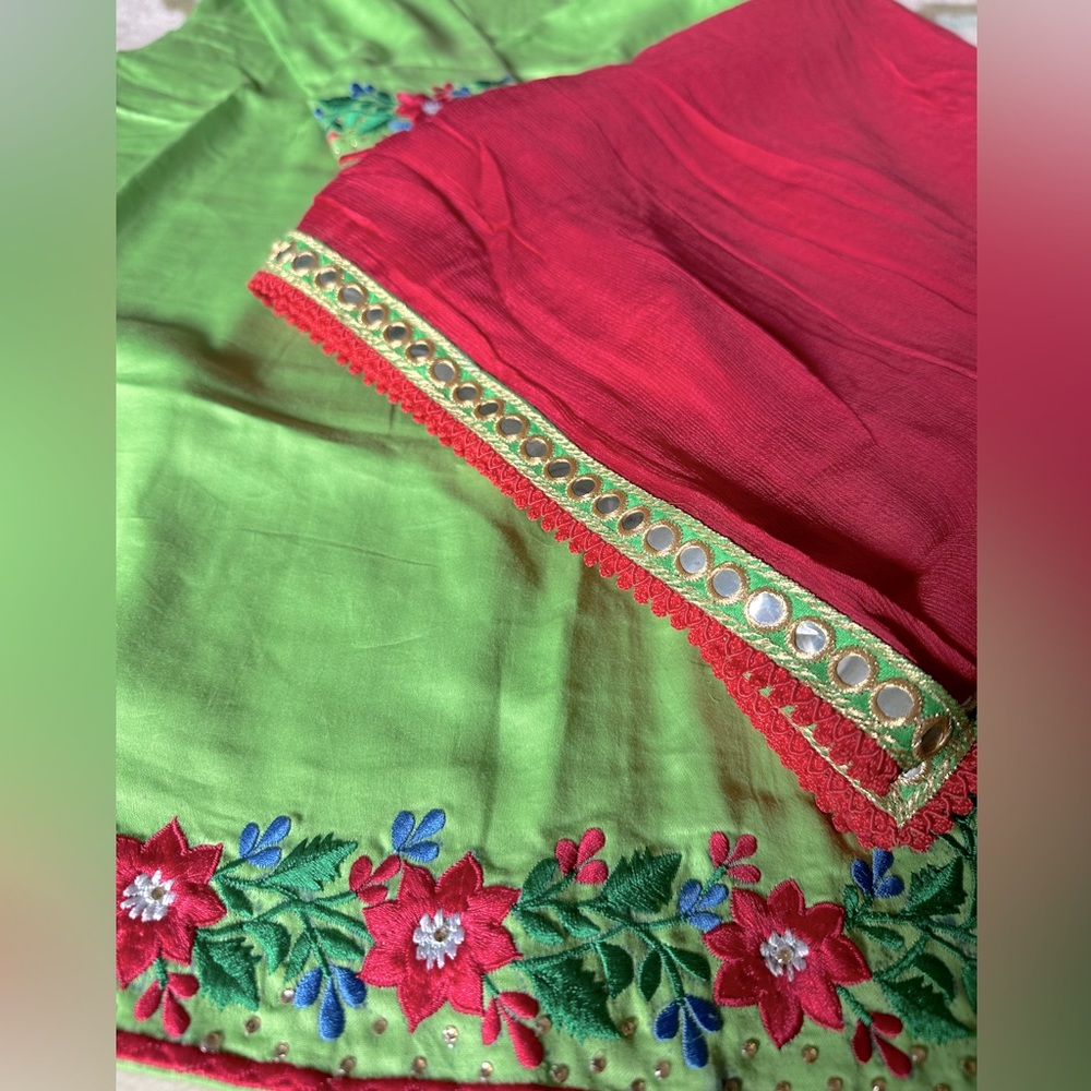 Salwar suit - Picture 4 of 4